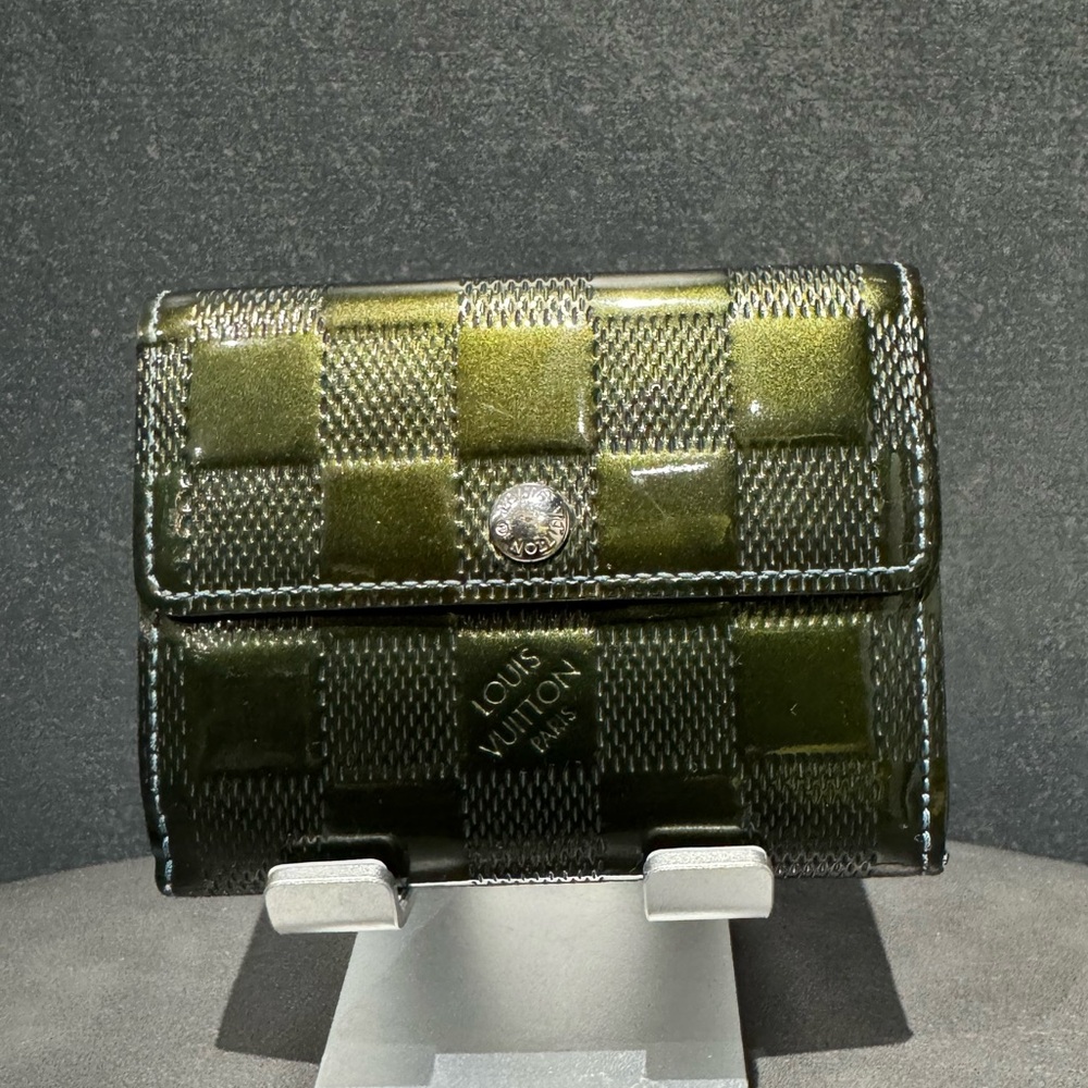 LOUIS VUITTON Ludlow Petrole Blue Damier Vernis  Coin Case